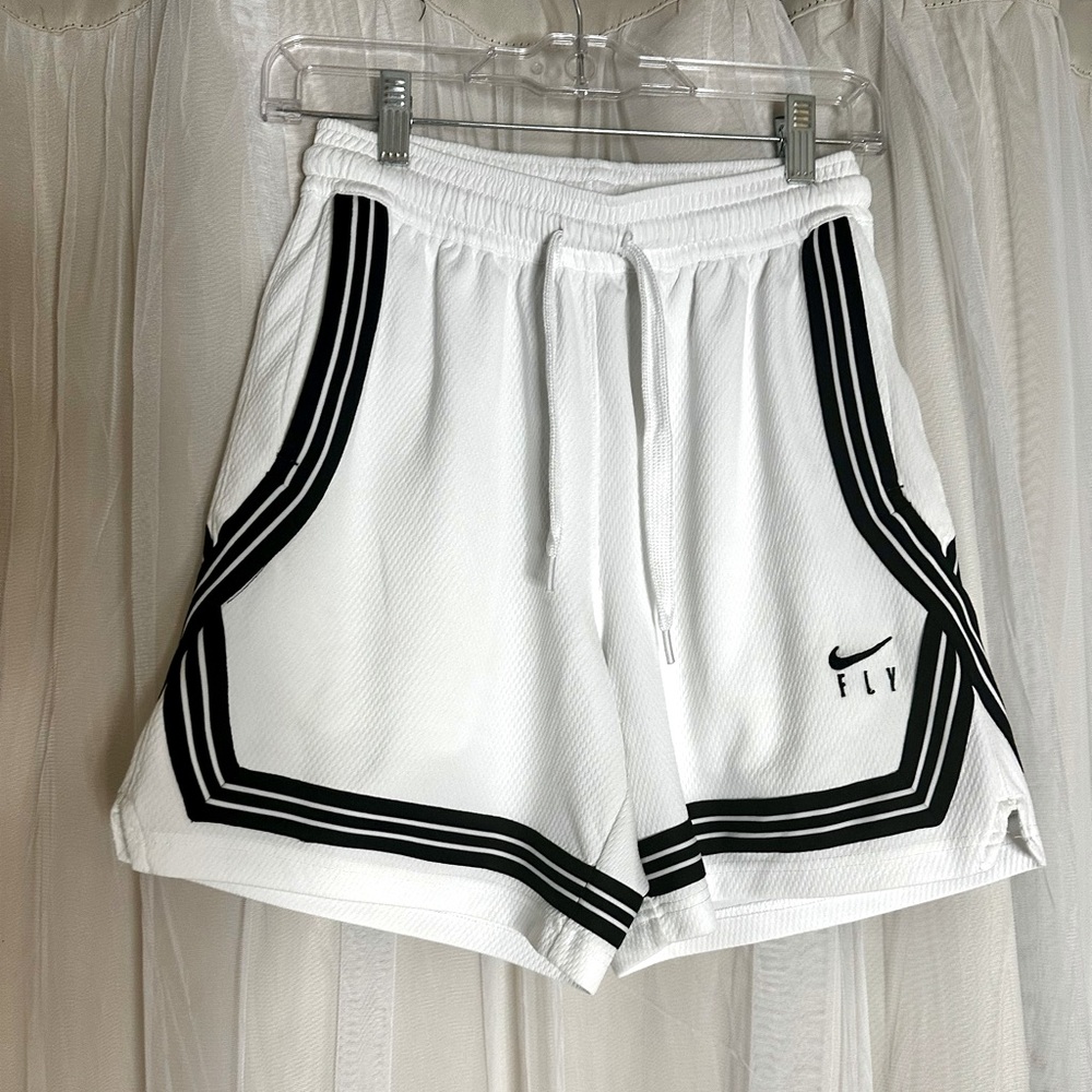 Nike Fly Crossover Woman’s Basketball Shorts